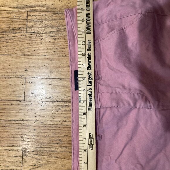 NYDJ pink shorts - size 4 - EUC - Picture 4 of 6